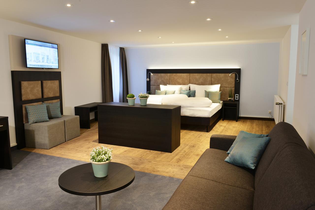 Uhu Gaestehaus Superior Koln Bagian luar foto
