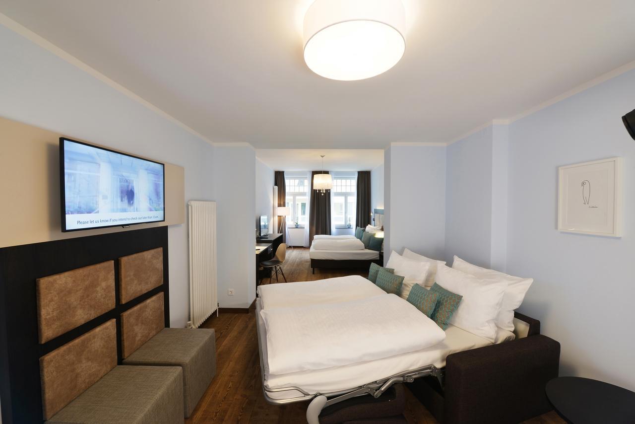 Uhu Gaestehaus Superior Koln Bagian luar foto