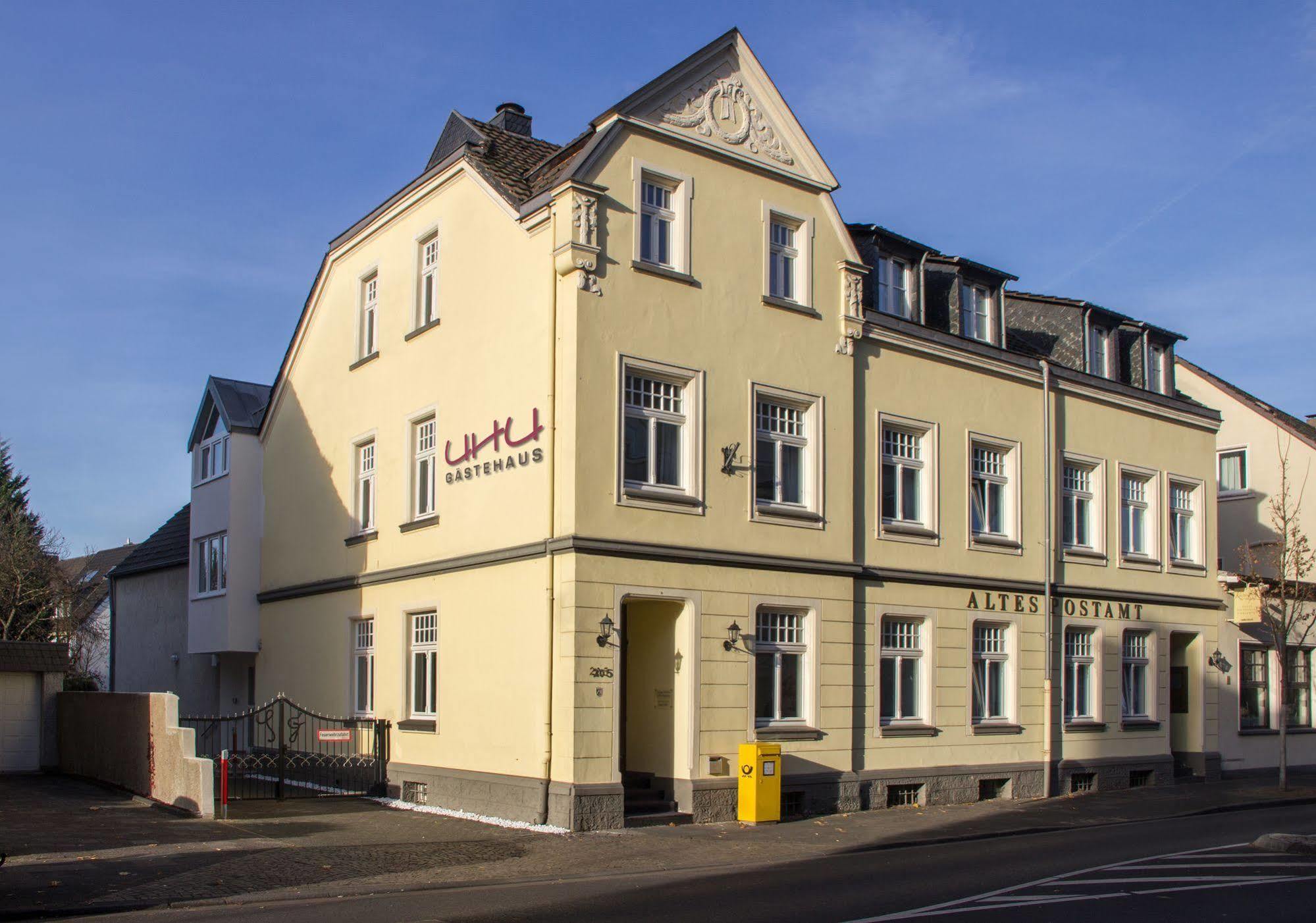 Uhu Gaestehaus Superior Koln Bagian luar foto